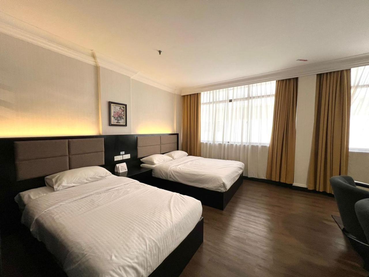 Remington Hotel Muar Exterior photo